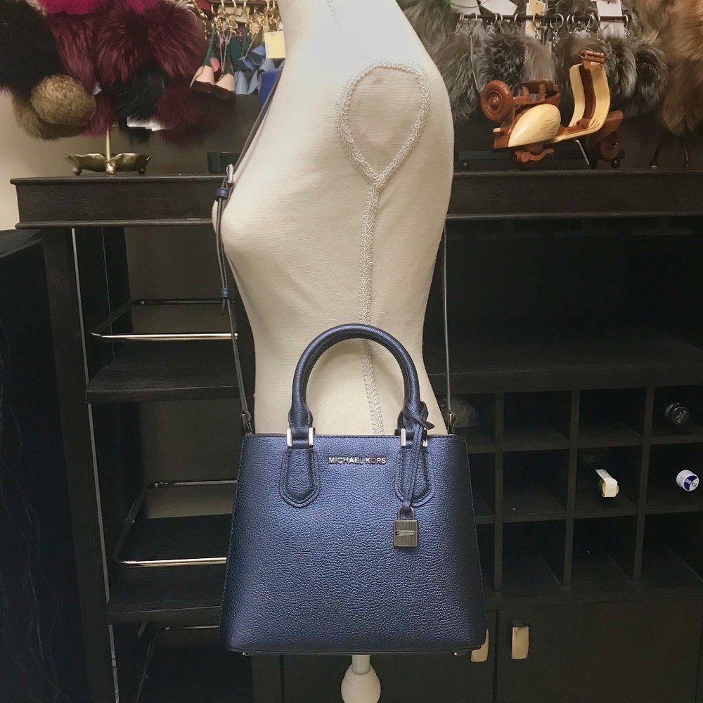 Michael Kors Adele Messenger Midnight Bag TZ Pouch - Picture 7 of 8